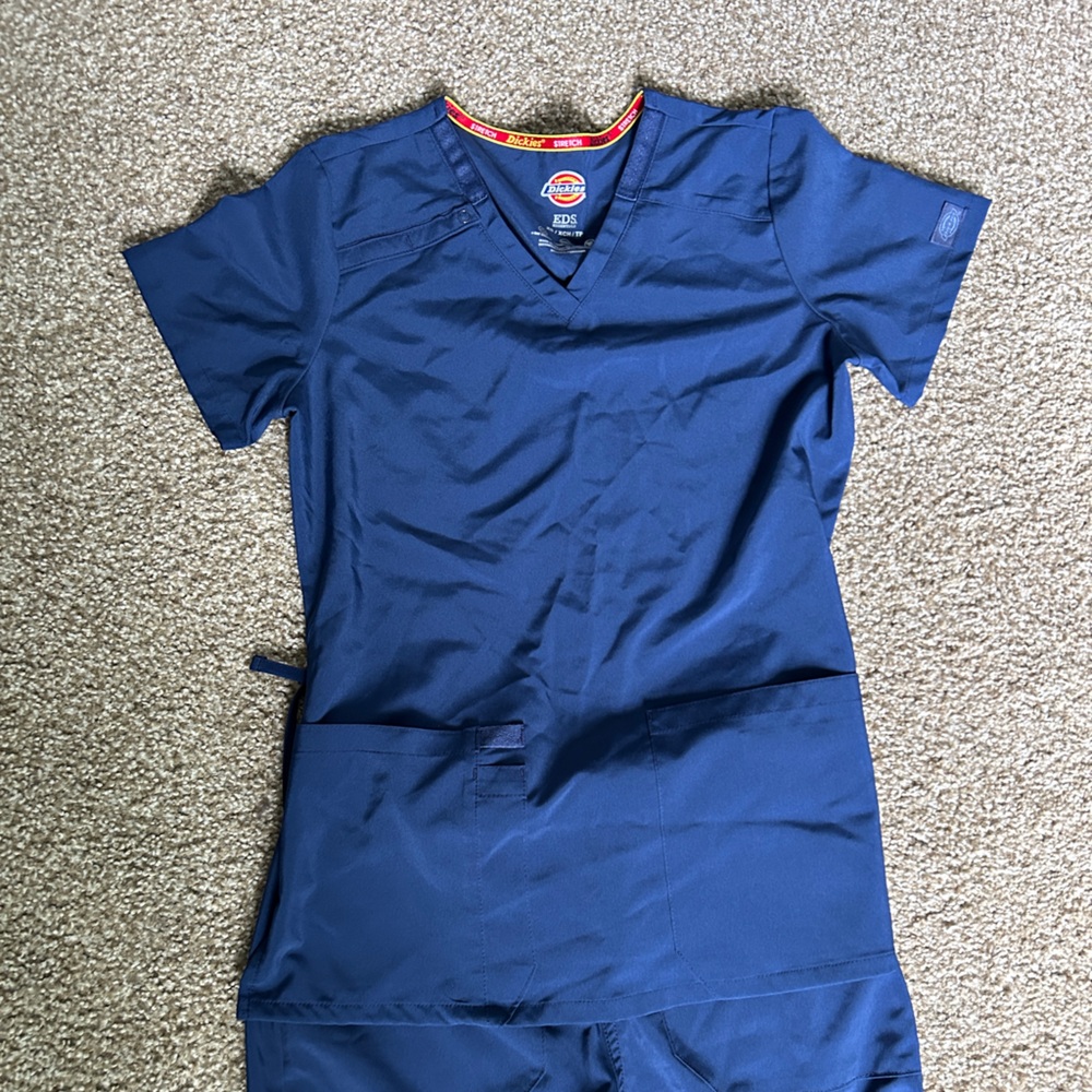 Dickies XS NWOT Scrubs set